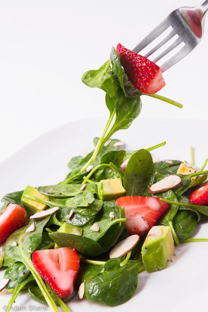 08-Spinach, Strawberry, Green Apple And Almond Salad 